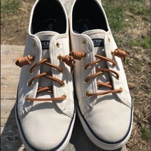 Sperry women’s sneakers